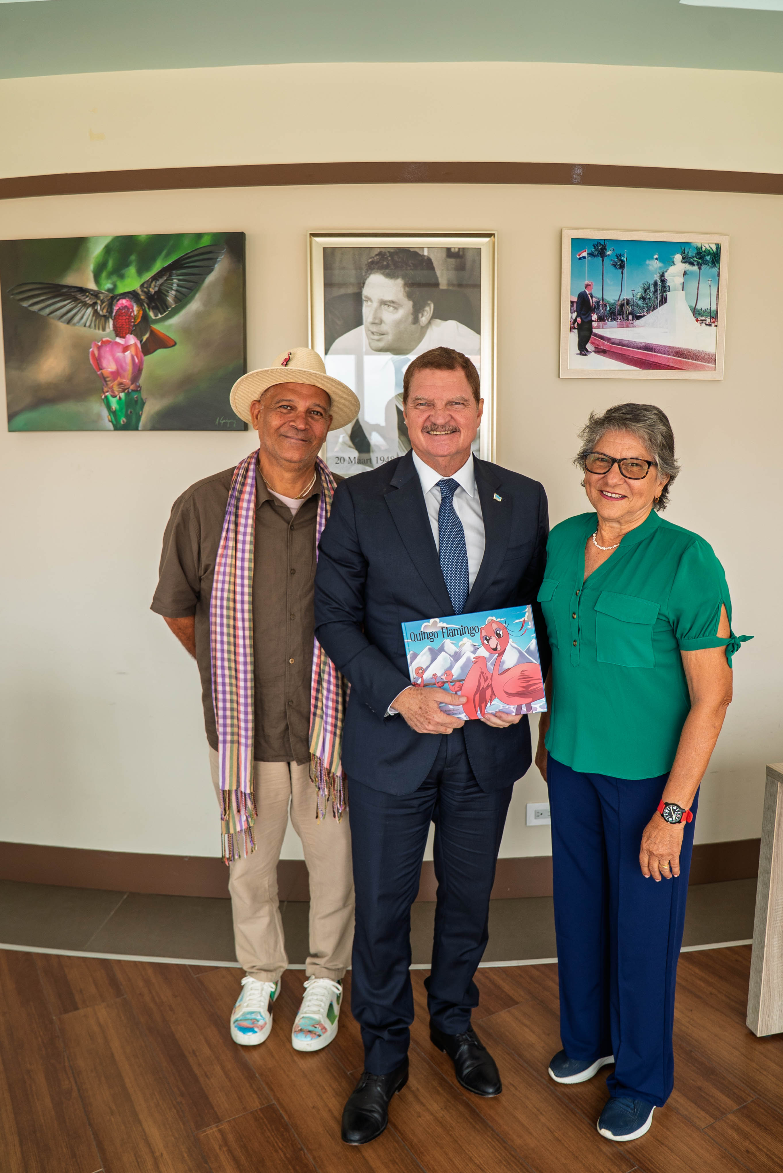 Buki di mucha y historia inspirador presenta den encuentro cu Prome Minister