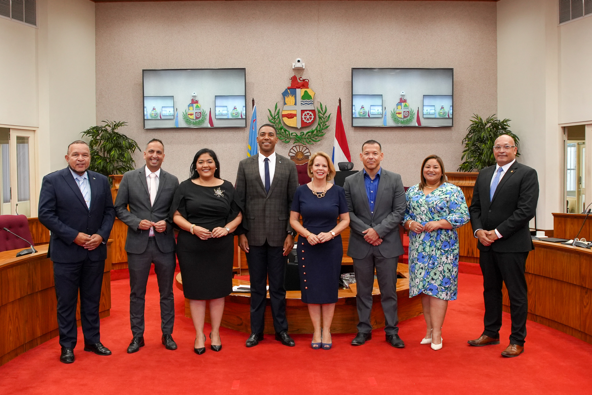 Fraccion di Mep ta pidi reunion urgente riba turismo ARUBA NO POR SIGUI RICIBI MAS Y MAS TURISTA, E MOMENTO PA ACCION TA AWOR!