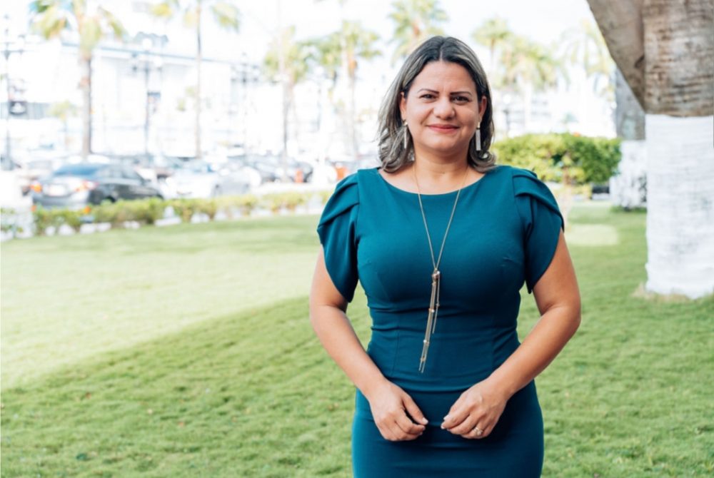Parlamentario Darlaine Guedez-Erasmus (MEP):Apesar di tur reto social actual toch cifra di embaraso hubenil a baha drasticamente