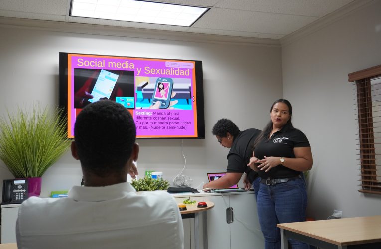 Parlamentario Hendrik Tevreden: Famia Planea Aruba brindando gran apoyo y ayudo na Aruba