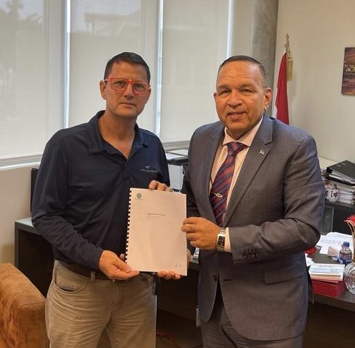 MINISTER ENDY CROES A RICIBI RELATO 2019, 2020 Y 2021 DI ARUBAANSE BOND VAN MOTORSPORTS (ABM).