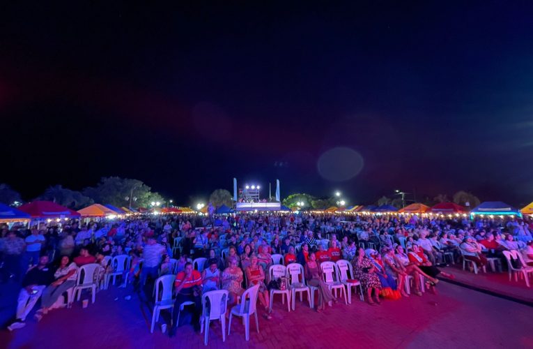 Minister Xiomara Maduro: Plaza Betico Croes bon bishita den fin di siman UN MULTITUD GRANDI A BIBA NOS CULTURA