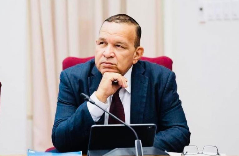 Secretario General di MEP: FISCAL DEN CORTE DEN CASO DI BENNY SEVINGER DI AVP