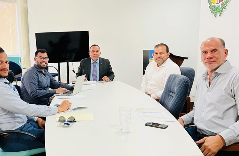MINISTER ENDY CROES A REUNI CU PRESIDENTE DI ARUBA TAEKWONDO ASSOCIATION SR. MOISES FERNANDEZ