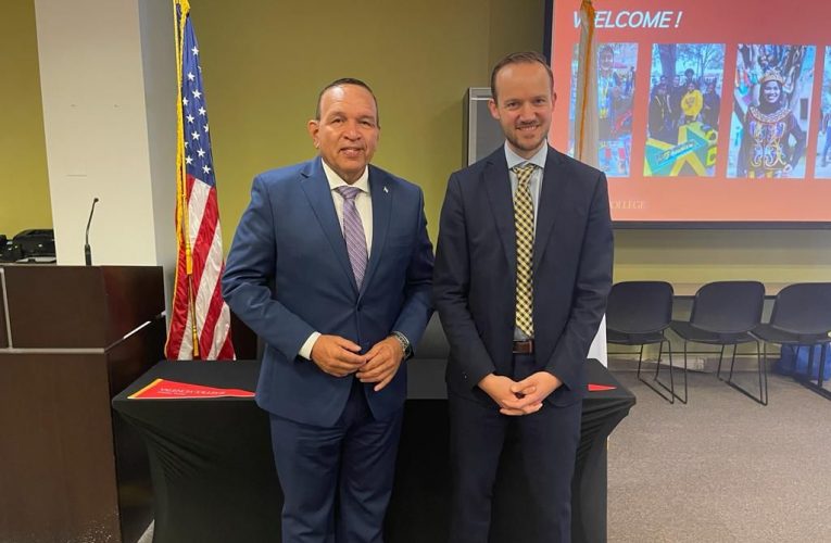 MINISTER ENDY CROES: TA LOGRA FIRMA UN MOU EXITOSO CU VALENCIA COLLEGE NA ORLANDO, FLORIDA