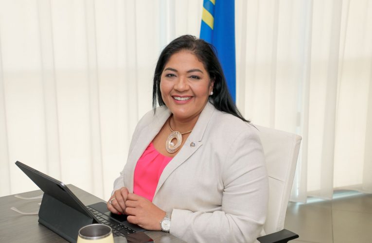 Minister Maduro di Finansa ta informa: Analisis haci di Aduana su trabounan ta score hopi bon cerca UNCTAD
