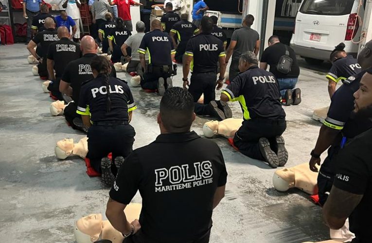 A ricibi curso di prome auxulio di Cruz Cora Aruba