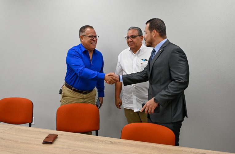 Minister Rocco Tjon: HUNTO CU SHOPSTEWARDS DI TUR SINDICATO A HACI UN RECORIDO NA GUARDA NOS COSTA