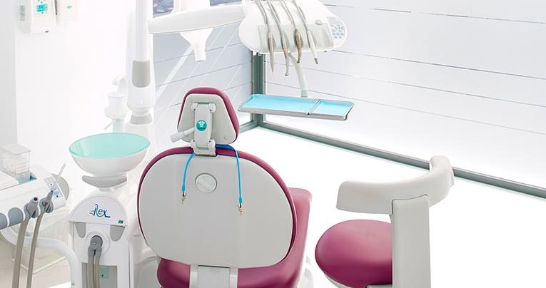 Comunicado encuanto klachtenregeling di dentistanan miembro di Aruba Dental Society