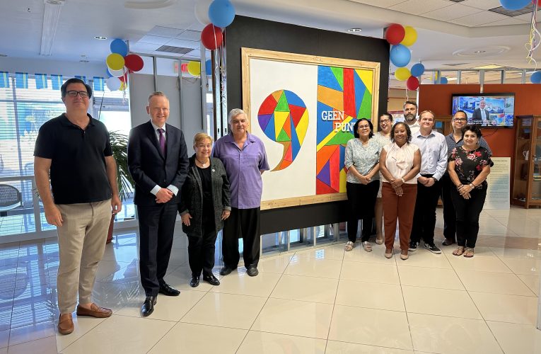 Bishita di director general di Relacionnan di Reino den cuadro di conmemoracion y compensacion pa pasado di sclavitud.
