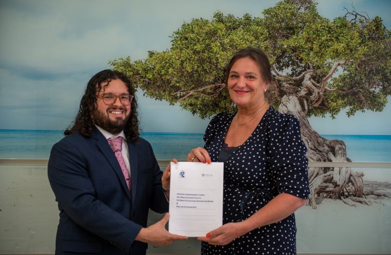Minister Dangui Oduber: KWALITEITS INSTITUUT ARUBA Y COMPANIA PRELUM TA BAI TRAHA RIBA INNOVACION PA PERCURA DEN E MEHORACION DI CALIDAD DI CUIDO
