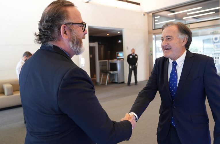 MINISTER GLENBERT CROES A REUNI CU REPSOL PA INTERCAMBIA VISION RIBA TERENO ENERGETICO