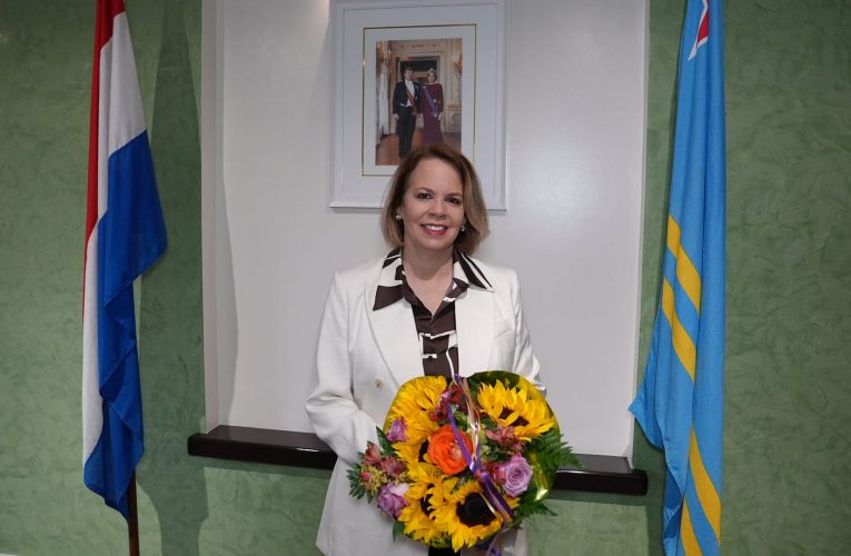 Prome Minister Evelyn Wever-Croes: PROME BIAHA CU TIN CLARIDAD CU HULANDA TA DISPUESTO PA REFINANCIA NOS DEBE