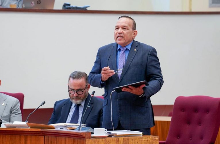 Minister Endy Croes: 24 DI APRIL TA UN DIA HISTORICO PA PAIS ARUBA