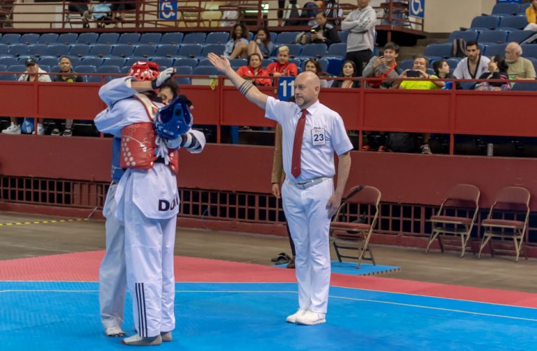 Josh Kalish referee Internacional den Cas Bon Taekwondo Cup.