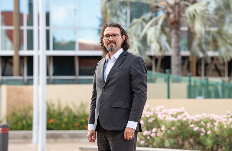 mr. dr. Ryçond Santos do Nascimento: Pakico Hulanda kier un consensusrijkswet pa supervision financiero?