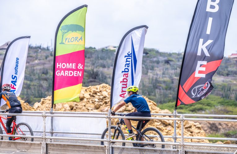 Aruba Bank a patrocina e evento di 12 Hours of Bike Endurance of Aruba