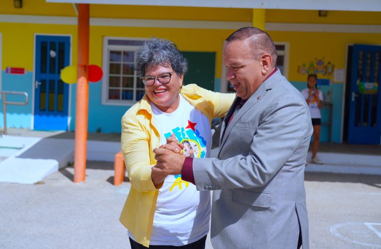 Minister Endy Croes: COLEGIO LAURA WERNET TA CELEBRA DIA DI SAN JUAN