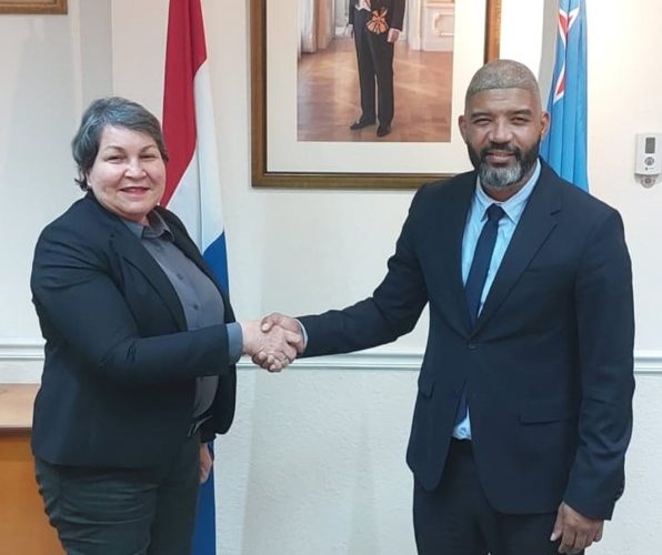 CUERPO POLICIAL ARUBA A REUNI CU BANCO CENTRAL DI ARUBA