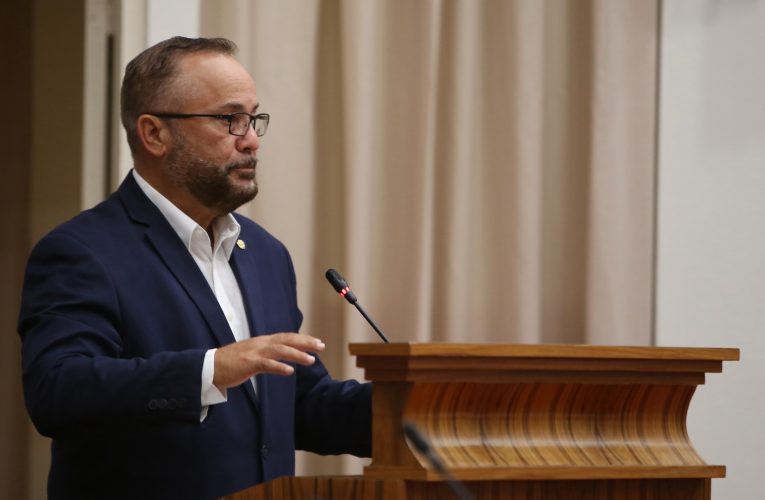 Parlamentario ing. Mike de Meza: E politico cu bisa cu cos ta bon na Aruba no ta cana den pueblo