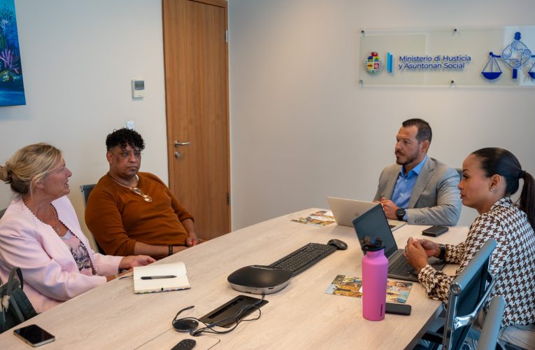 Minister Rocco Tjon: FUNDACION ‘TUR COS TA POSIBEL’ TA EXPANDE NAN COLABORACION CU KIA