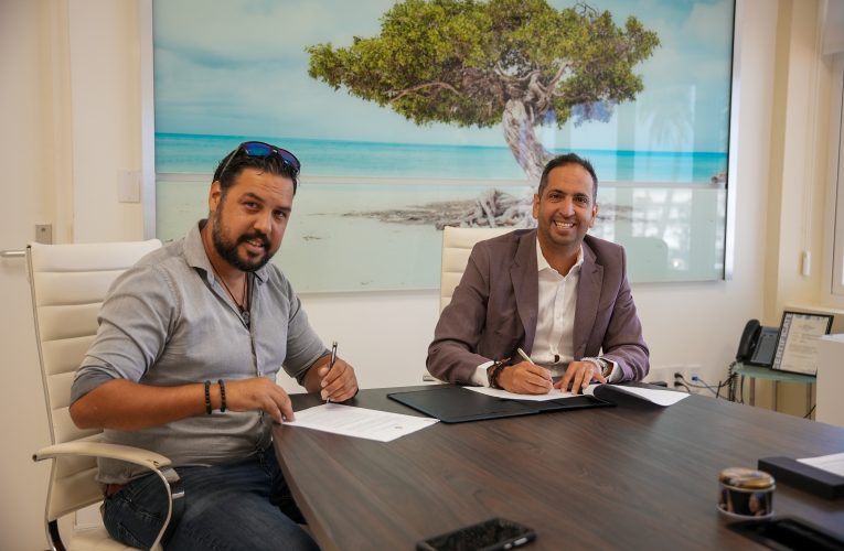 Minister Dangui Oduber : ARUBA ART FAIR TA RICIBI SOSTEN FINANCIERO DI TPEF