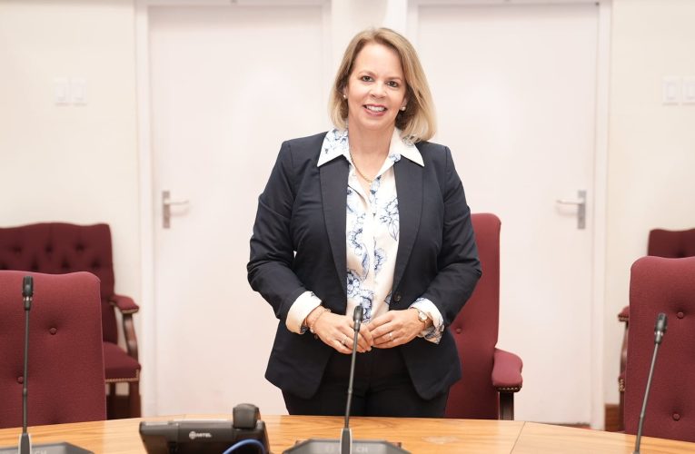 Prome Minister Evelyn Wever-Croes: DI E NEGOCIACIONNAN CU HULANDA PA CU E REFINANCIAMENTO DI E DEBE DI PAIS ARUBA