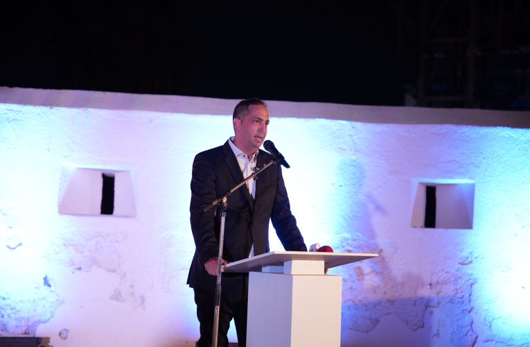 Minister Dangui Oduber : MUSEONAN DI FMA TA HABRI NAN PORTA UN BIAHA MAS