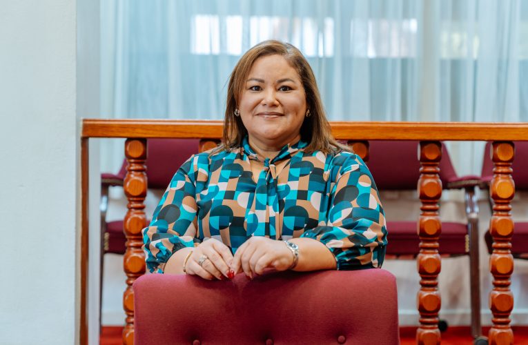 Parlamentario Shailiny Tromp-Lee (MEP): Ta un berguensa con oposicion ta bagatalisa situacion, cifra y maneho formalisa y ehecuta hunto cu profesionalnan pa atende cu e crisis social na nos pais