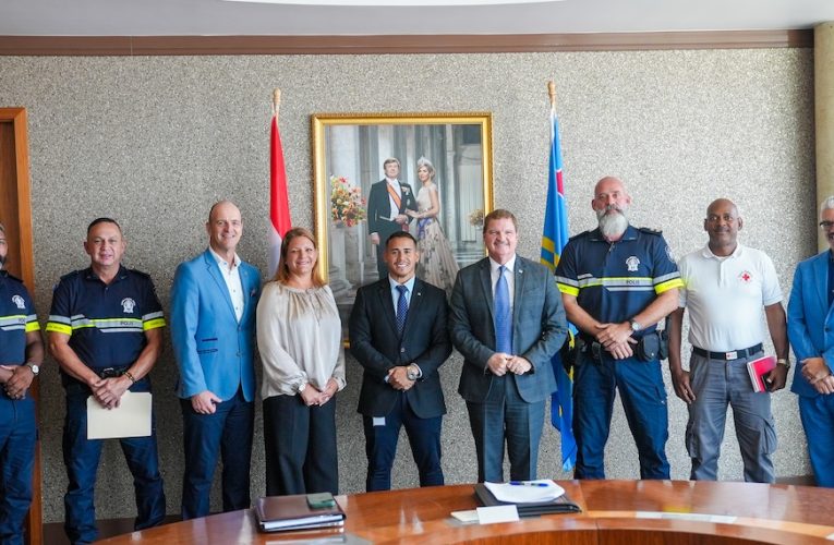Cuerpo di Polis conhunto cu ATA y Cruz Cora firme den compromiso pa garantisa siguridad riba nos beachnan durante Pasco Grandi.