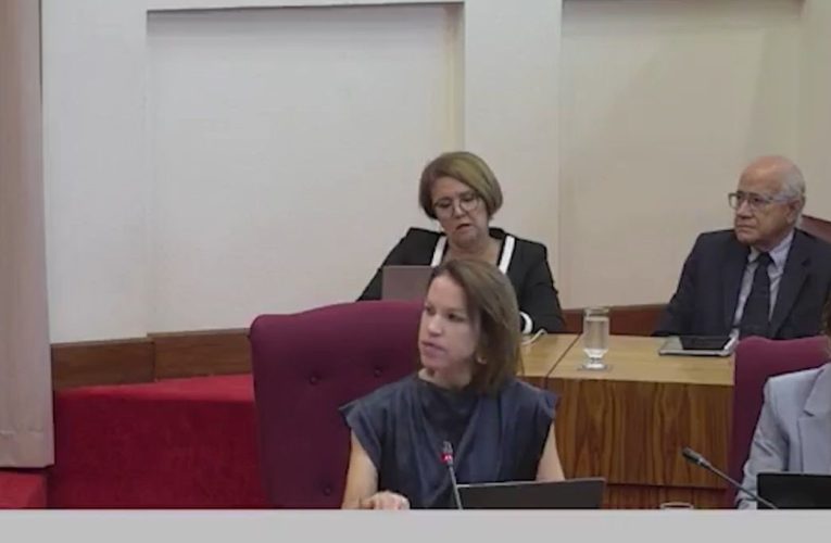 Cambio di maneho na Merca ta trece incertidumbre