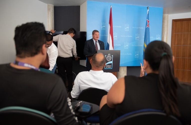 Aruba ta cla pa Ban Bek Caya “Back to School edition”
