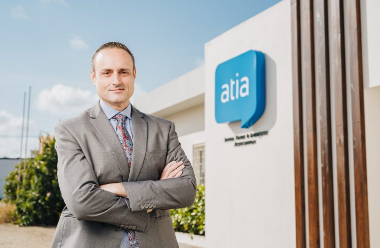 ATIA – UN TAZA DI INTERES ABAO RIBA ARUBA SU DEBE, LO BENIFICIA NOS TUR!