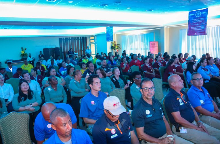 La Cabana ta celebra bienestar y progreso durante encuentro di segundo kwartaal