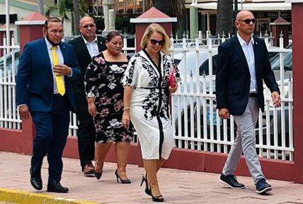 Fraccion AVP:Oposicion kier purba bula for di su propio sombra