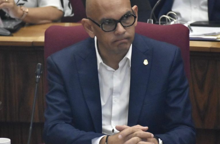 PPA a bati alarma: AVP-FUTURO a manda Rijkswet (HOFA) Conseho di Minister di Reino sin consulta Parlamento manera solicita pa fraccion PPA
